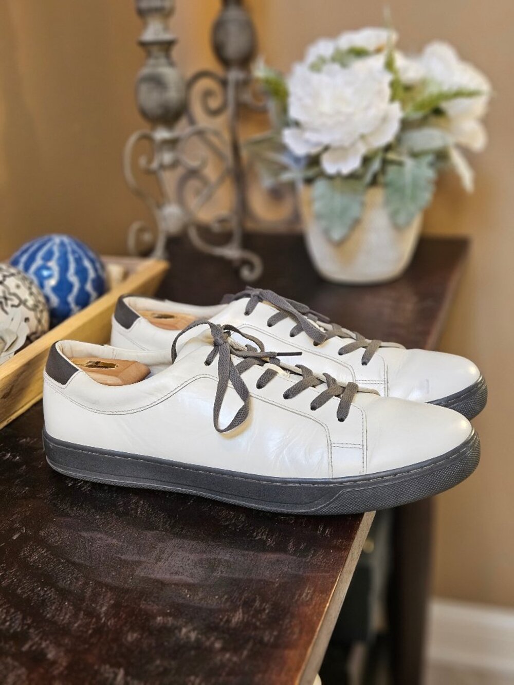 Vince Men's Fulton Leather Sneakers, White / Gray, Sz 13